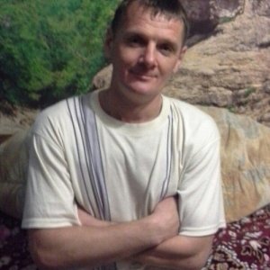 Владимир Неустроев, 47 лет